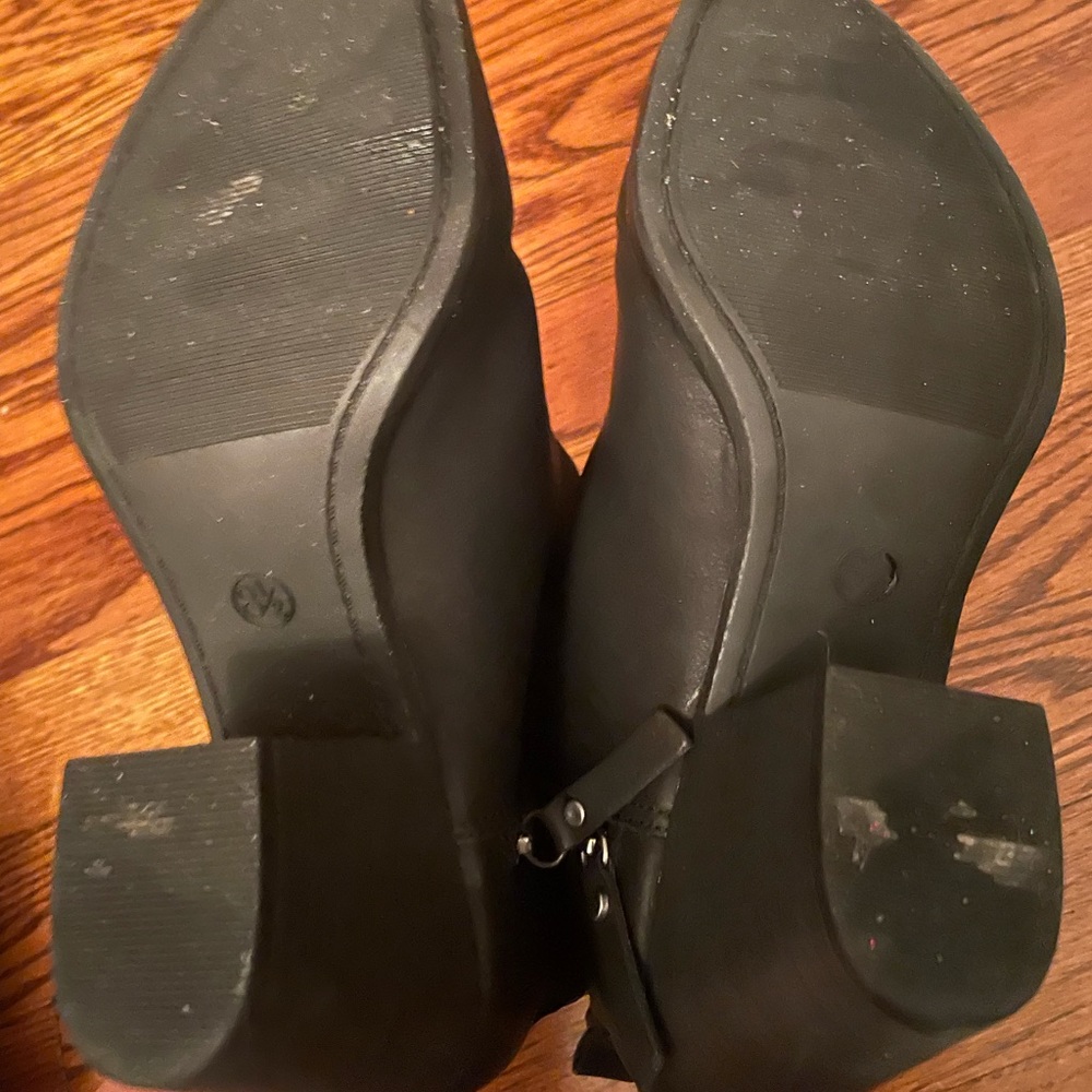 Universal Thread Ankle Length Bootie - image 7